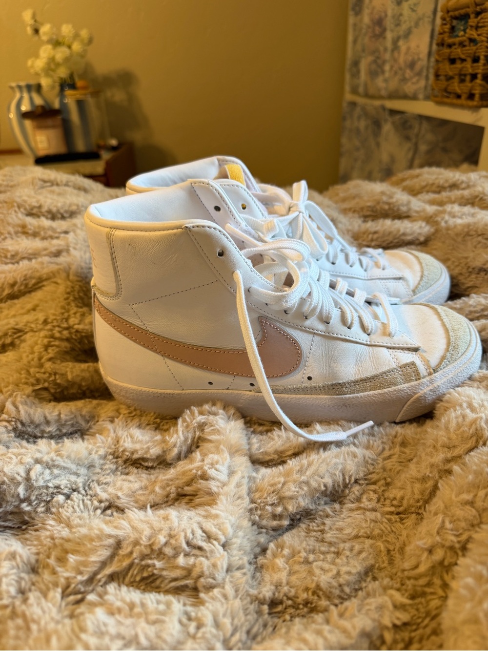 Nike Blazer mid 77 white pink foam